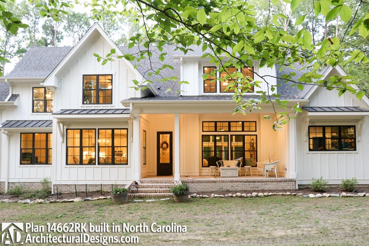 Client Spotlight: The Williams Family Builds Plan 14662RK